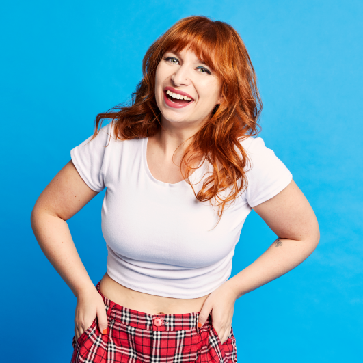 Robyn REYNOLDS - comedian